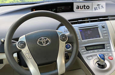 Хетчбек Toyota Prius 2014 в Умані