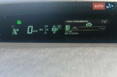 Хэтчбек Toyota Prius 2013 в Полтаве