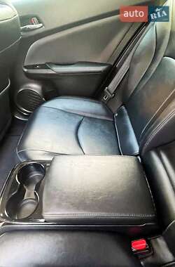 Хэтчбек Toyota Prius 2017 в Киеве