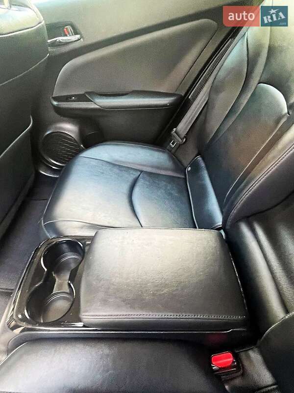 Хетчбек Toyota Prius 2017 в Києві