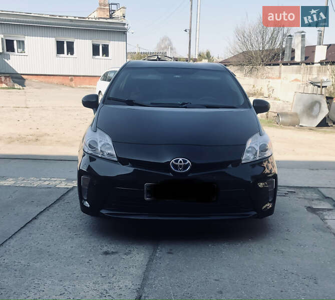 Хэтчбек Toyota Prius 2014 в Луцке