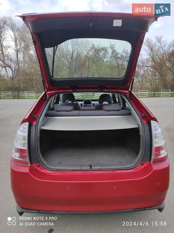 Хетчбек Toyota Prius 2008 в Горішніх Плавнях