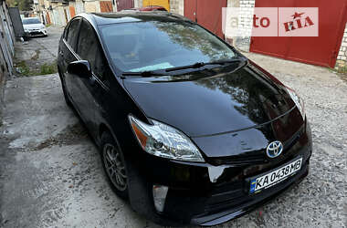 Хетчбек Toyota Prius 2014 в Києві