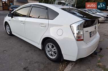 Хэтчбек Toyota Prius 2010 в Запорожье