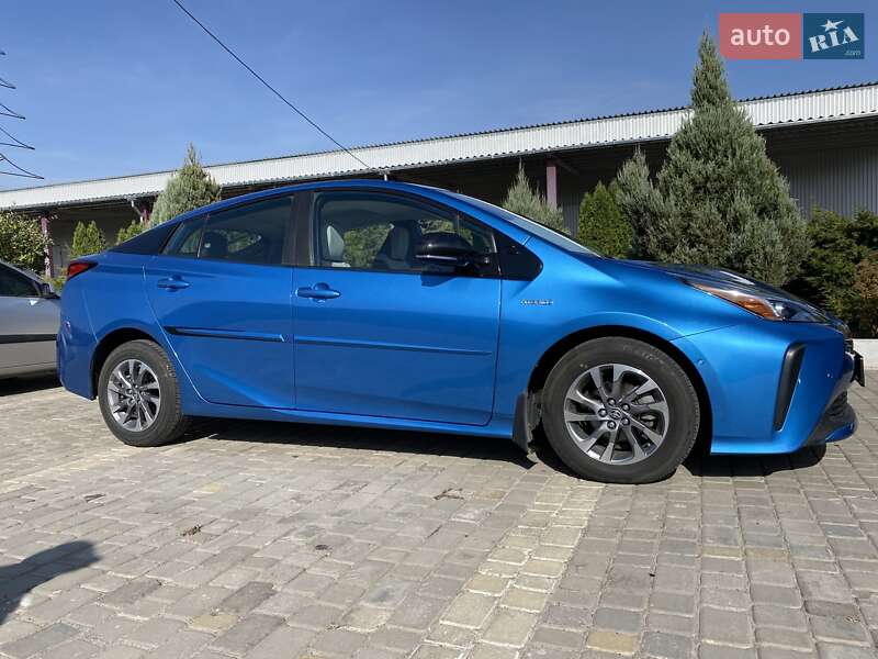 Хэтчбек Toyota Prius 2019 в Запорожье