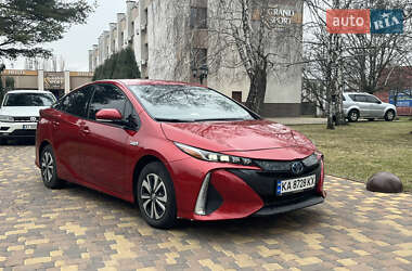 Хэтчбек Toyota Prius 2018 в Броварах