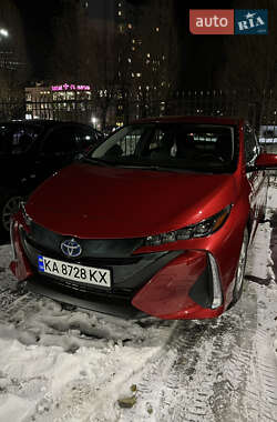 Хэтчбек Toyota Prius 2018 в Броварах