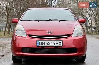 Хэтчбек Toyota Prius 2009 в 