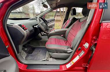 Хэтчбек Toyota Prius 2009 в 