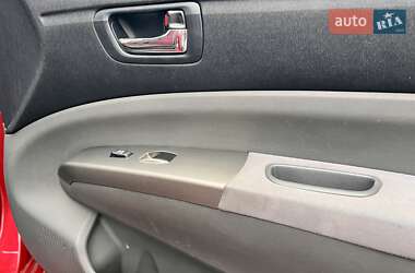 Хэтчбек Toyota Prius 2009 в 