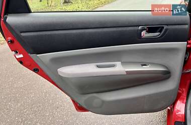 Хэтчбек Toyota Prius 2009 в 