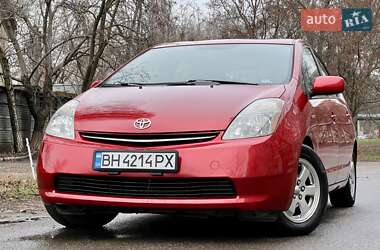 Хэтчбек Toyota Prius 2009 в 