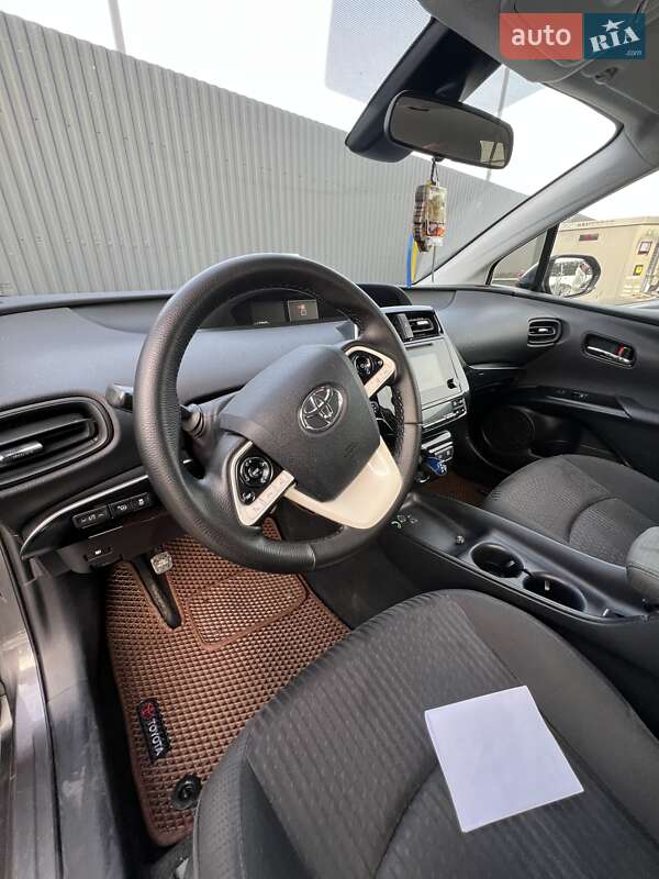 Хетчбек Toyota Prius 2018 в Луцьку