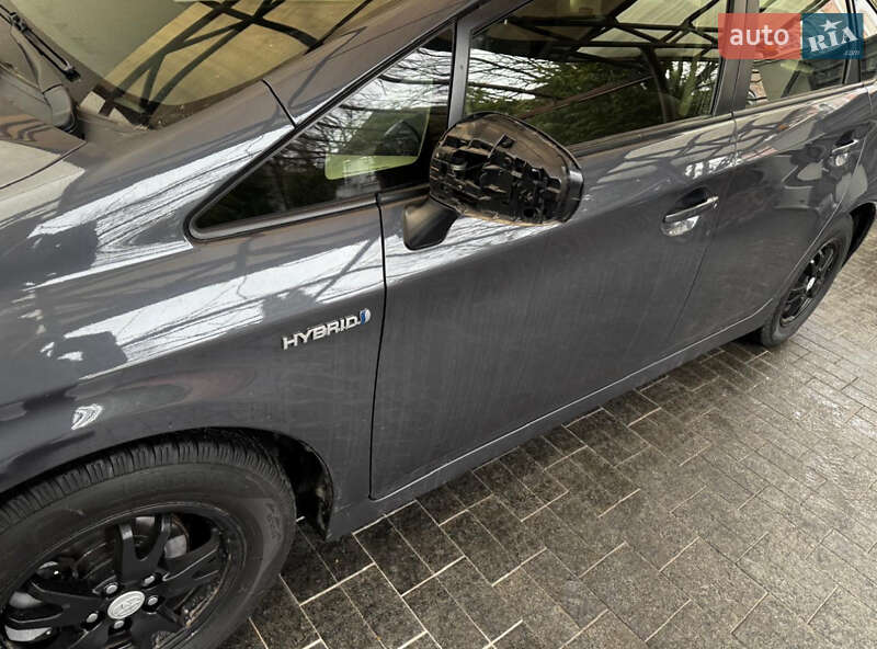 Toyota Prius 2012