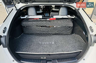 Хэтчбек Toyota Prius 2017 в Киеве