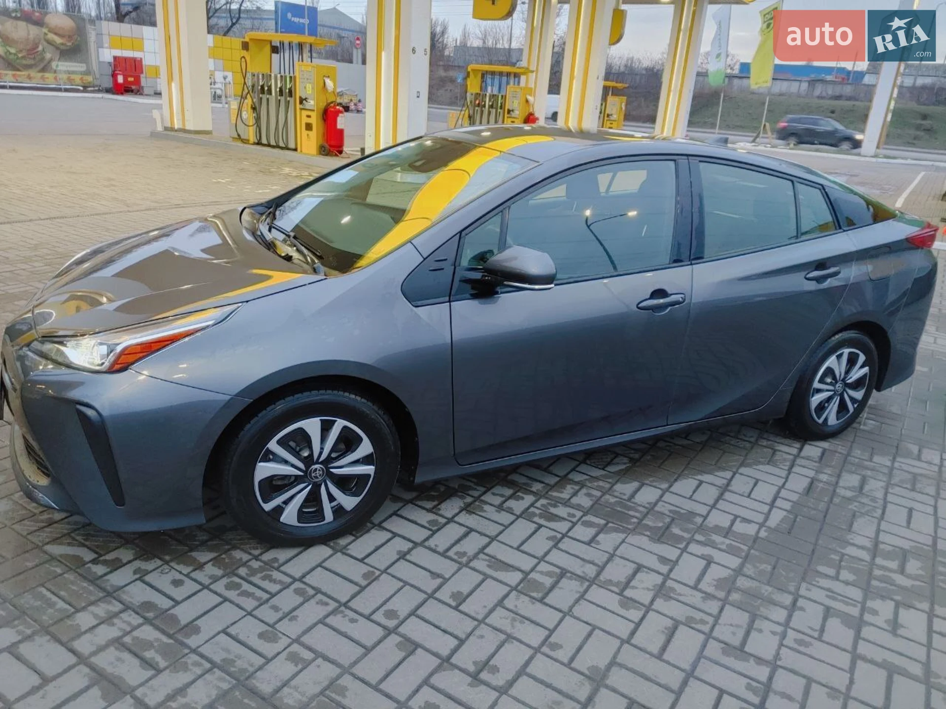 2018 Toyota Prius - мініатюра 2