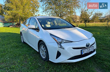 Хэтчбек Toyota Prius 2016 в Косове