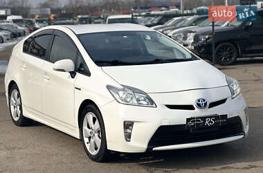 Хетчбек Toyota Prius 2015 в Києві