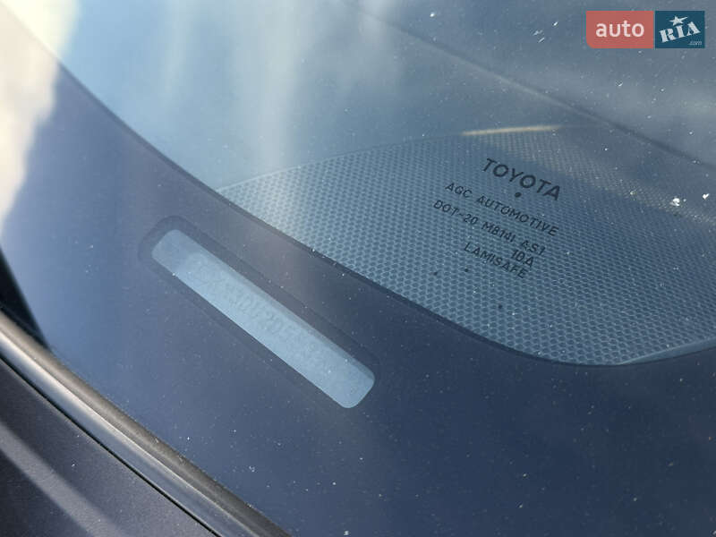 Хетчбек Toyota Prius 2012 в Одесі