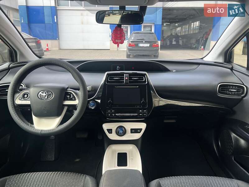 Хетчбек Toyota Prius 2016 в Одесі фото 18 Хетчбек Toyota Prius 2016 в Одесі