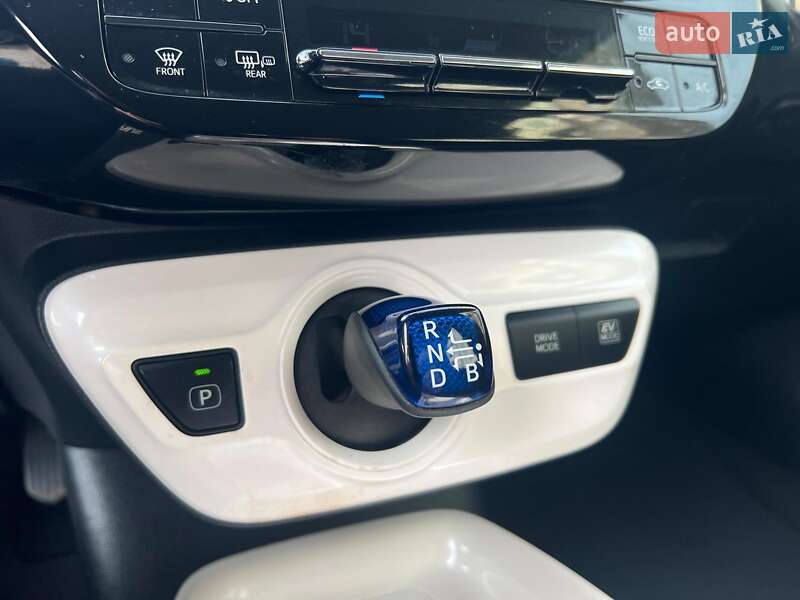 Хетчбек Toyota Prius 2016 в Одесі фото 32 Хетчбек Toyota Prius 2016 в Одесі