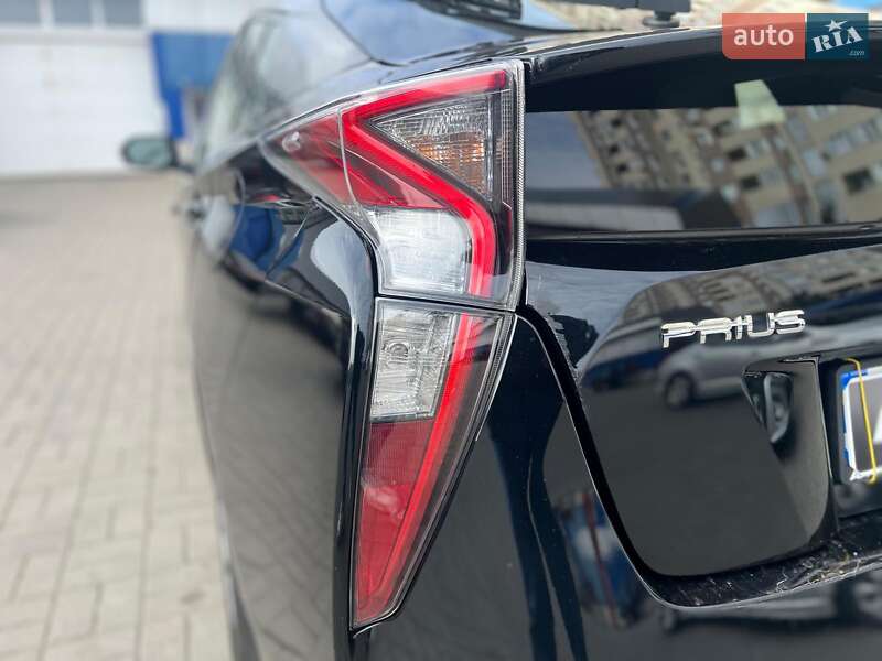 Хетчбек Toyota Prius 2016 в Одесі фото 11 Хетчбек Toyota Prius 2016 в Одесі