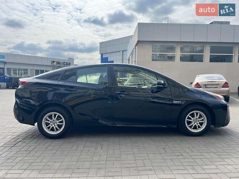 Хетчбек Toyota Prius 2016 в Одесі фото 6 Хетчбек Toyota Prius 2016 в Одесі
