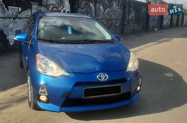 Хетчбек Toyota Prius 2012 в Луцьку