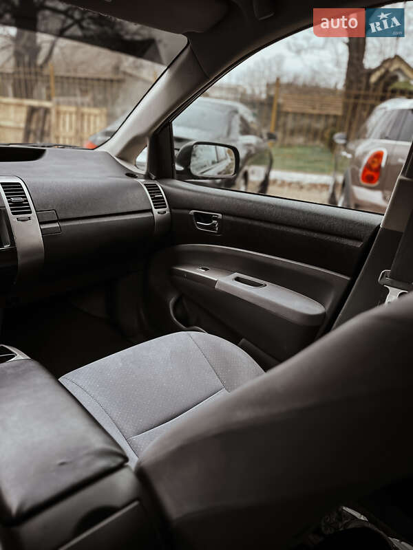 Хэтчбек Toyota Prius 2007 в Николаеве
