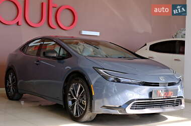 Хэтчбек Toyota Prius 2024 в 
