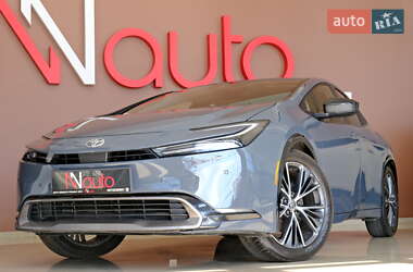 Хэтчбек Toyota Prius 2024 в 