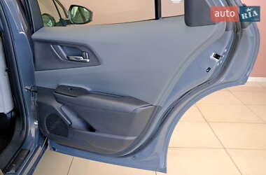 Хэтчбек Toyota Prius 2024 в 