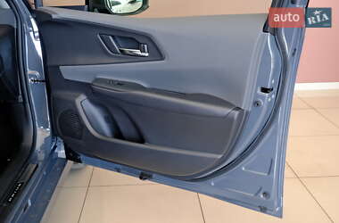 Хэтчбек Toyota Prius 2024 в 