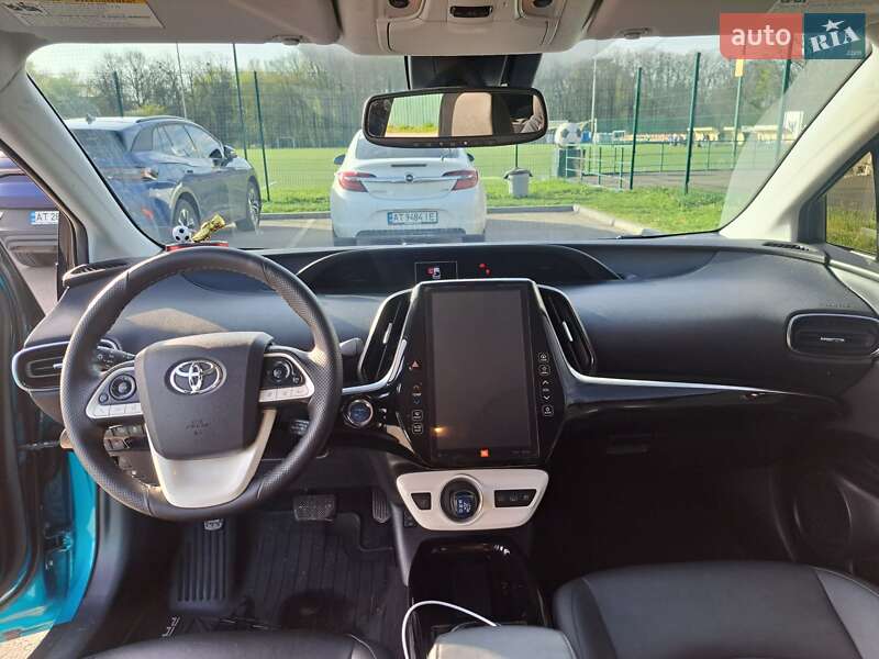 Хетчбек Toyota Prius 2018 в Івано-Франківську