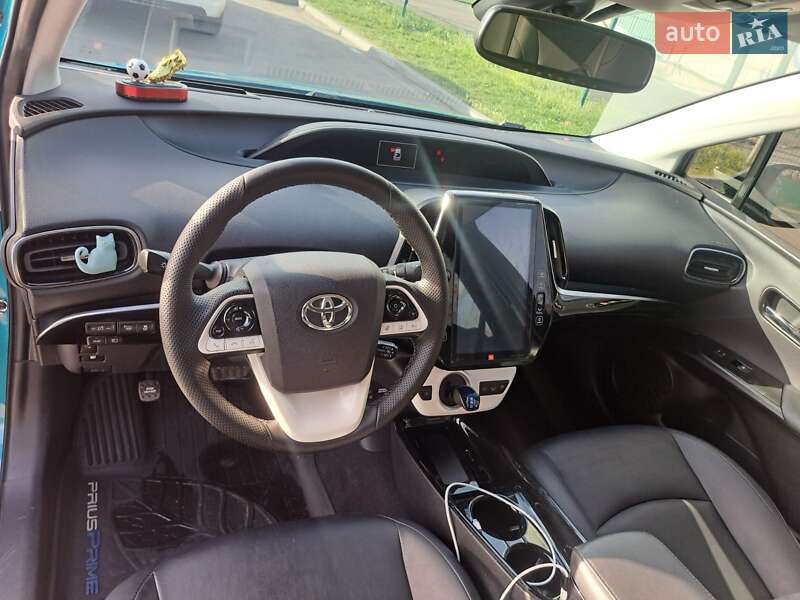Хетчбек Toyota Prius 2018 в Івано-Франківську