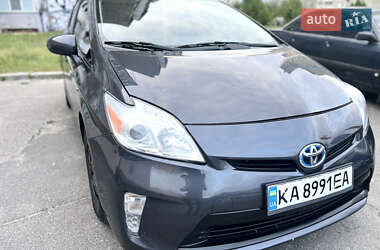 Хетчбек Toyota Prius 2012 в 