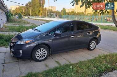 Хэтчбек Toyota Prius 2014 в Харькове