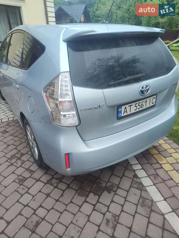 Хэтчбек Toyota Prius 2012 в Косове