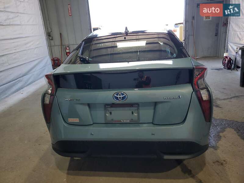 Хэтчбек Toyota Prius 2018 в Львове