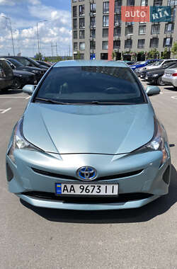 Хетчбек Toyota Prius 2015 в Києві