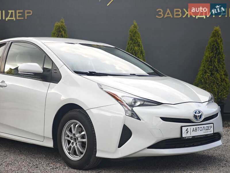 Хэтчбек Toyota Prius 2016 в Одессе