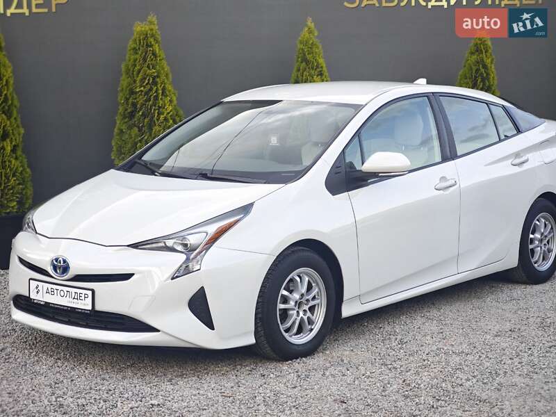 Хэтчбек Toyota Prius 2016 в Одессе