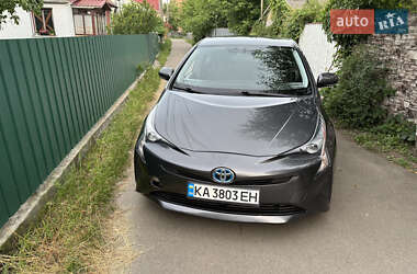 Хэтчбек Toyota Prius 2016 в Броварах