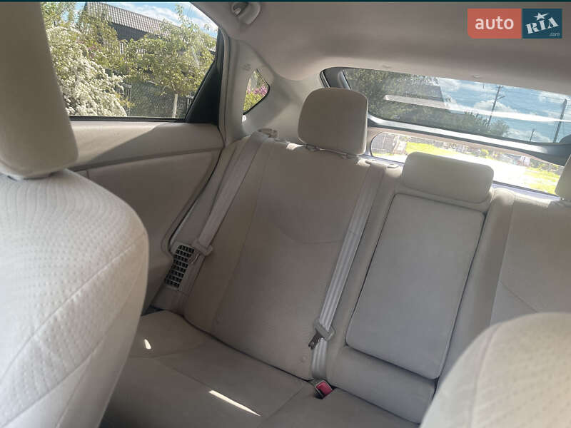 Хэтчбек Toyota Prius 2013 в Белой Церкви