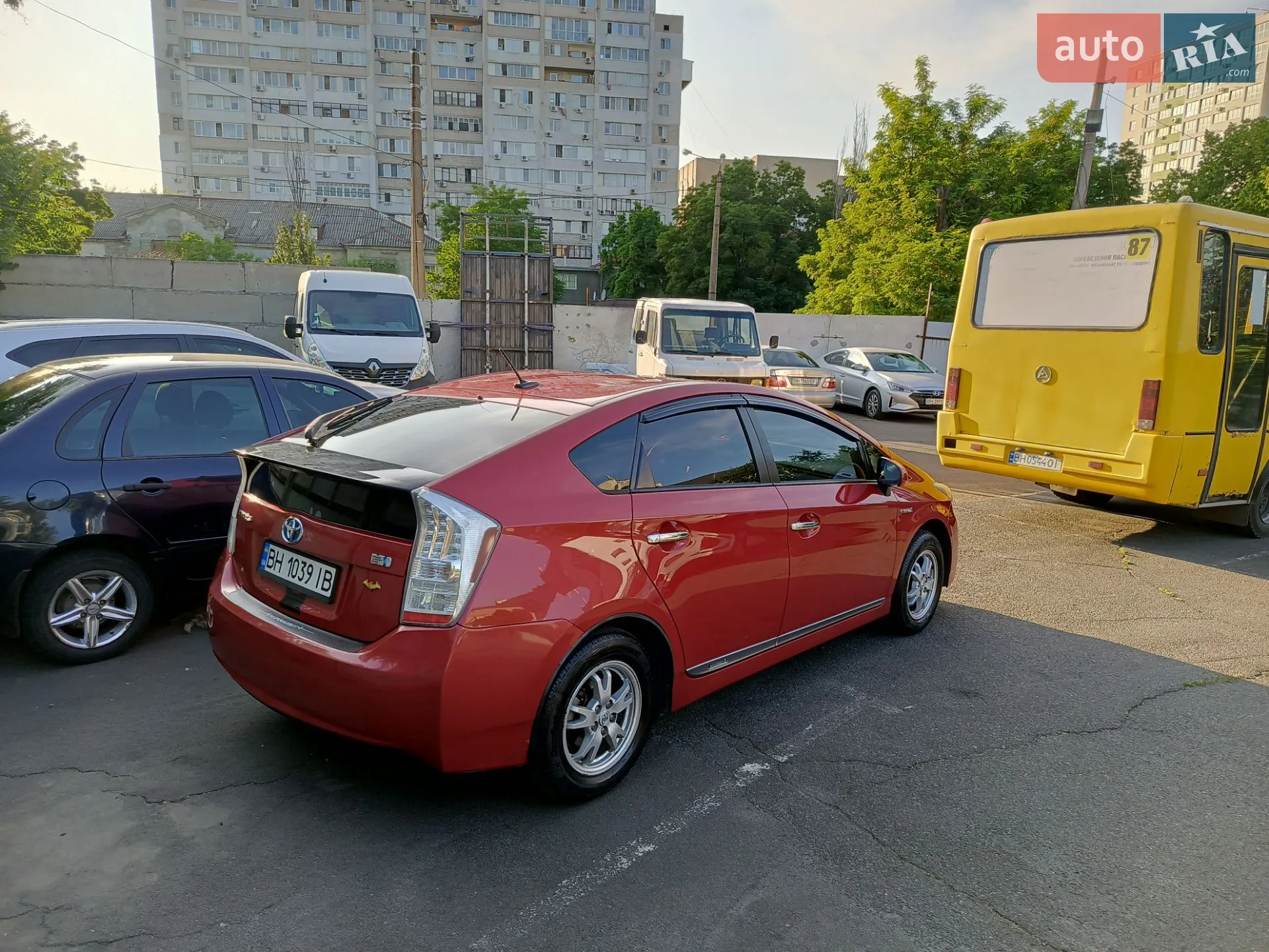 2010 Toyota Prius - мініатюра 2
