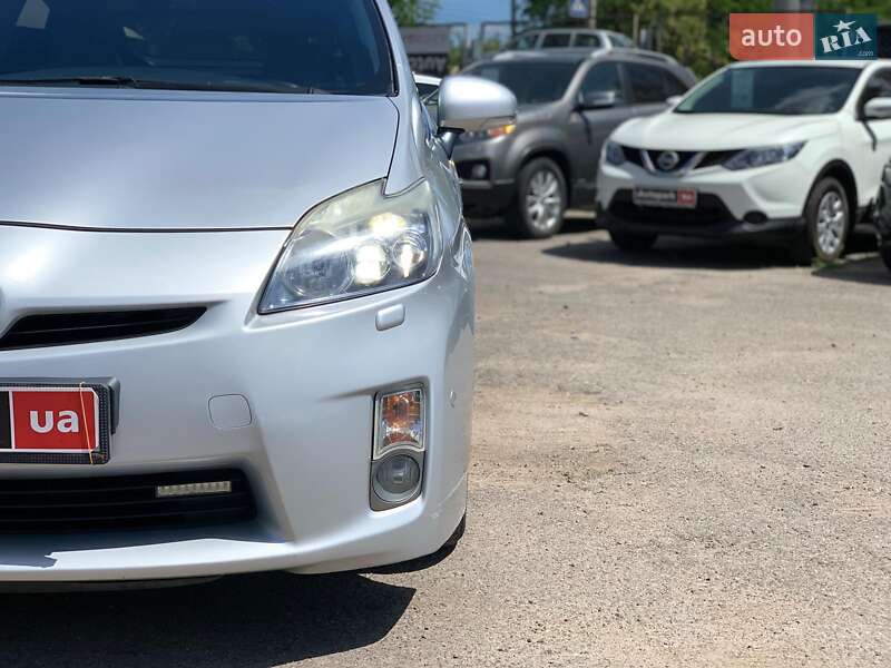 Хэтчбек Toyota Prius 2010 в Виннице
