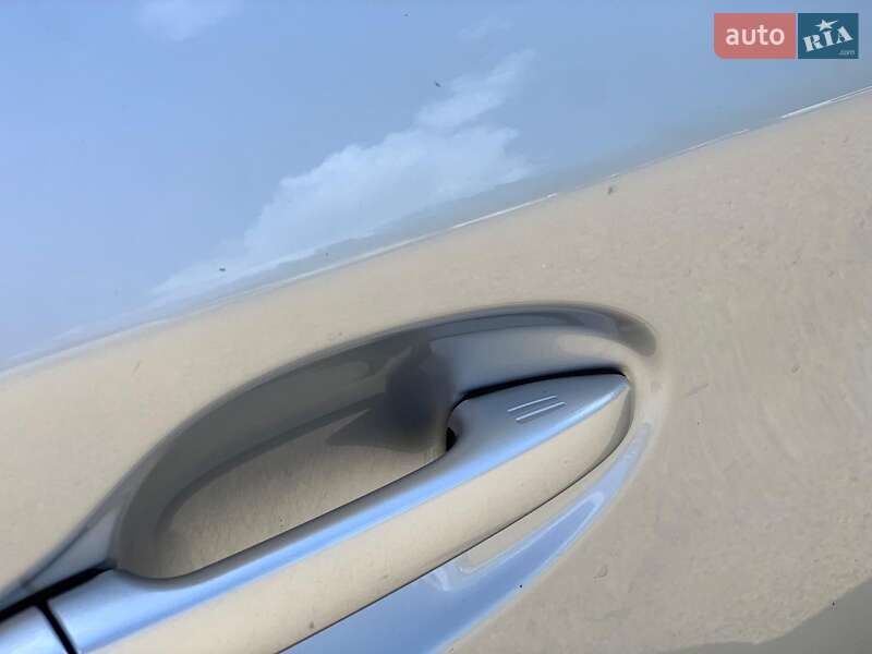 Хэтчбек Toyota Prius 2010 в Виннице