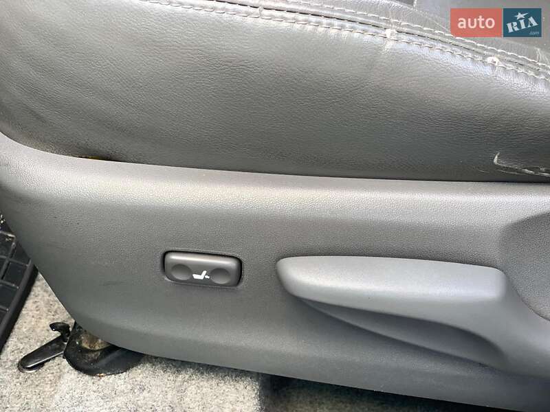 Хэтчбек Toyota Prius 2010 в Виннице