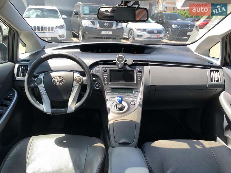 Хэтчбек Toyota Prius 2010 в Виннице