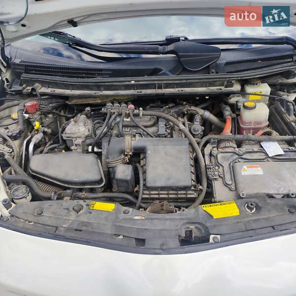 Хетчбек Toyota Prius 2010 в Кременчуці